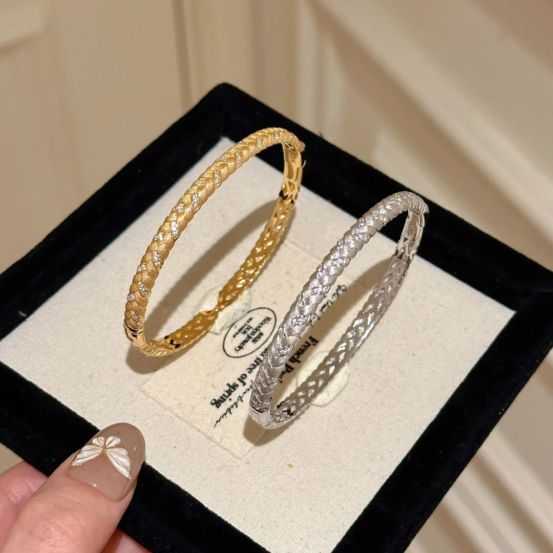 Набор из серег-гвоздиков, брас – обзор и цена Diamond Stud Earrings