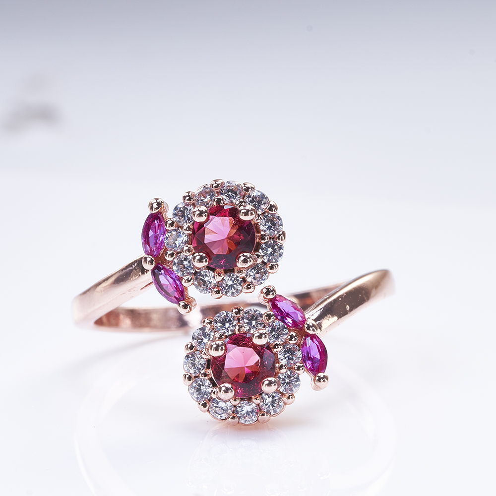 Кольцо с рубином для очаровате – обзор и цена Statement Cocktail Ring