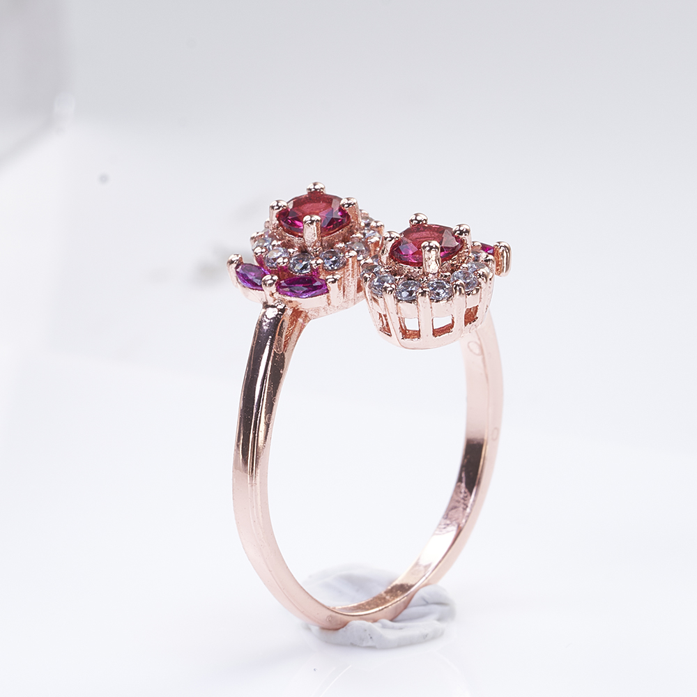 Кольцо с рубином для очаровате – обзор и цена Statement Cocktail Ring